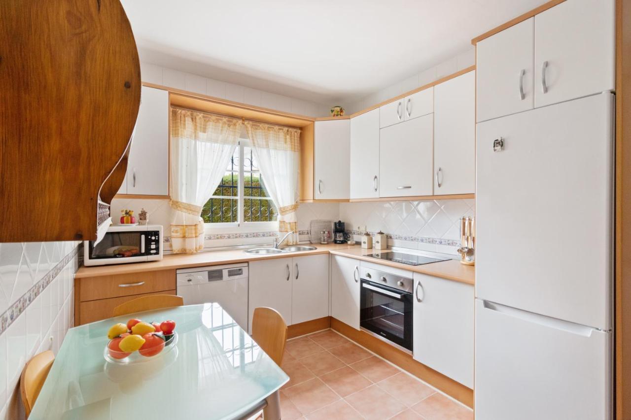 Villa Estilo Mediterranea Con Piscina, Jardin, Bbq Y Jacuzzi - Villa Bel Air Real Естепона Екстериор снимка