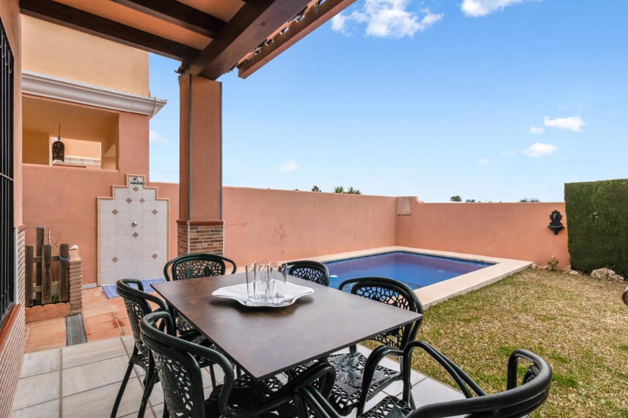 Villa Estilo Mediterranea Con Piscina, Jardin, Bbq Y Jacuzzi - Villa Bel Air Real Естепона Екстериор снимка